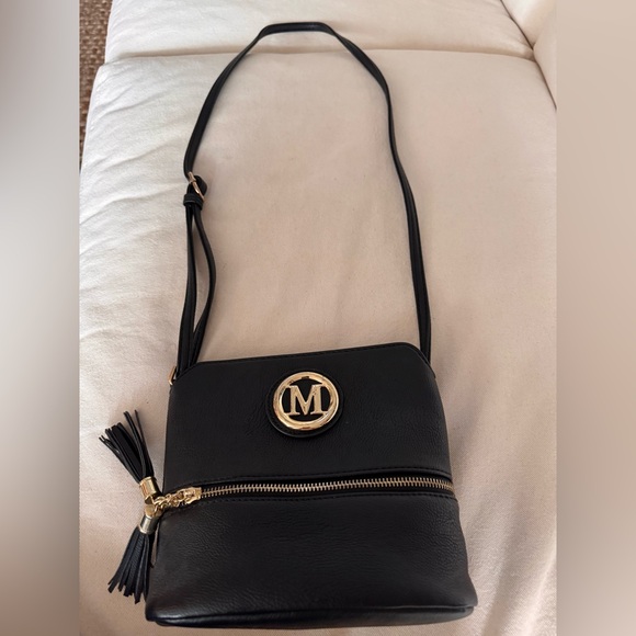 Michael Kors Handbags - Michael Kors Black Crossbody Bag w/ Gold Accents, max 30” drop strap